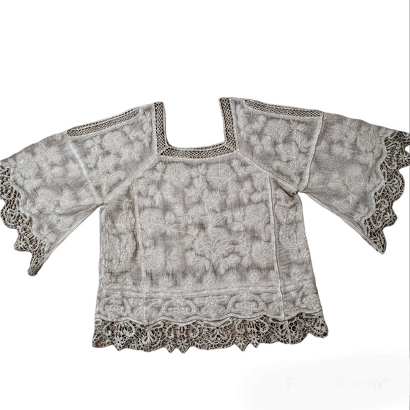 Democracy Tan and Cream Floral Embroidered Blouse with Bell Sleeves Size M - Picture 4 of 5